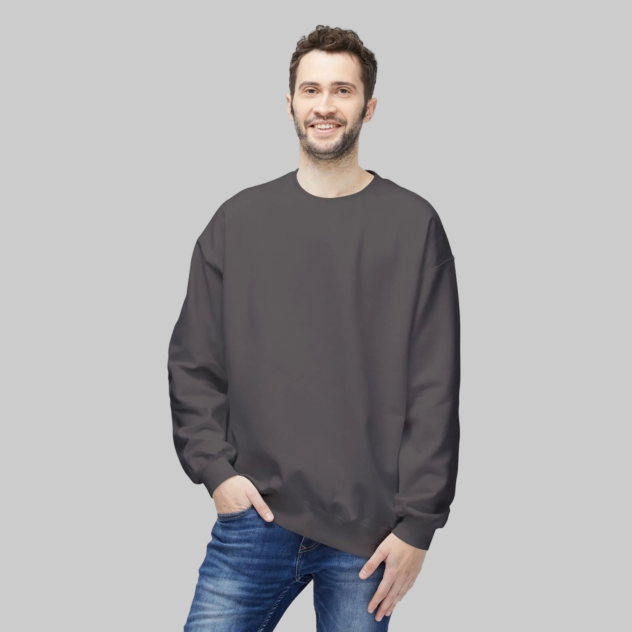 Dark Essentials Crewneck