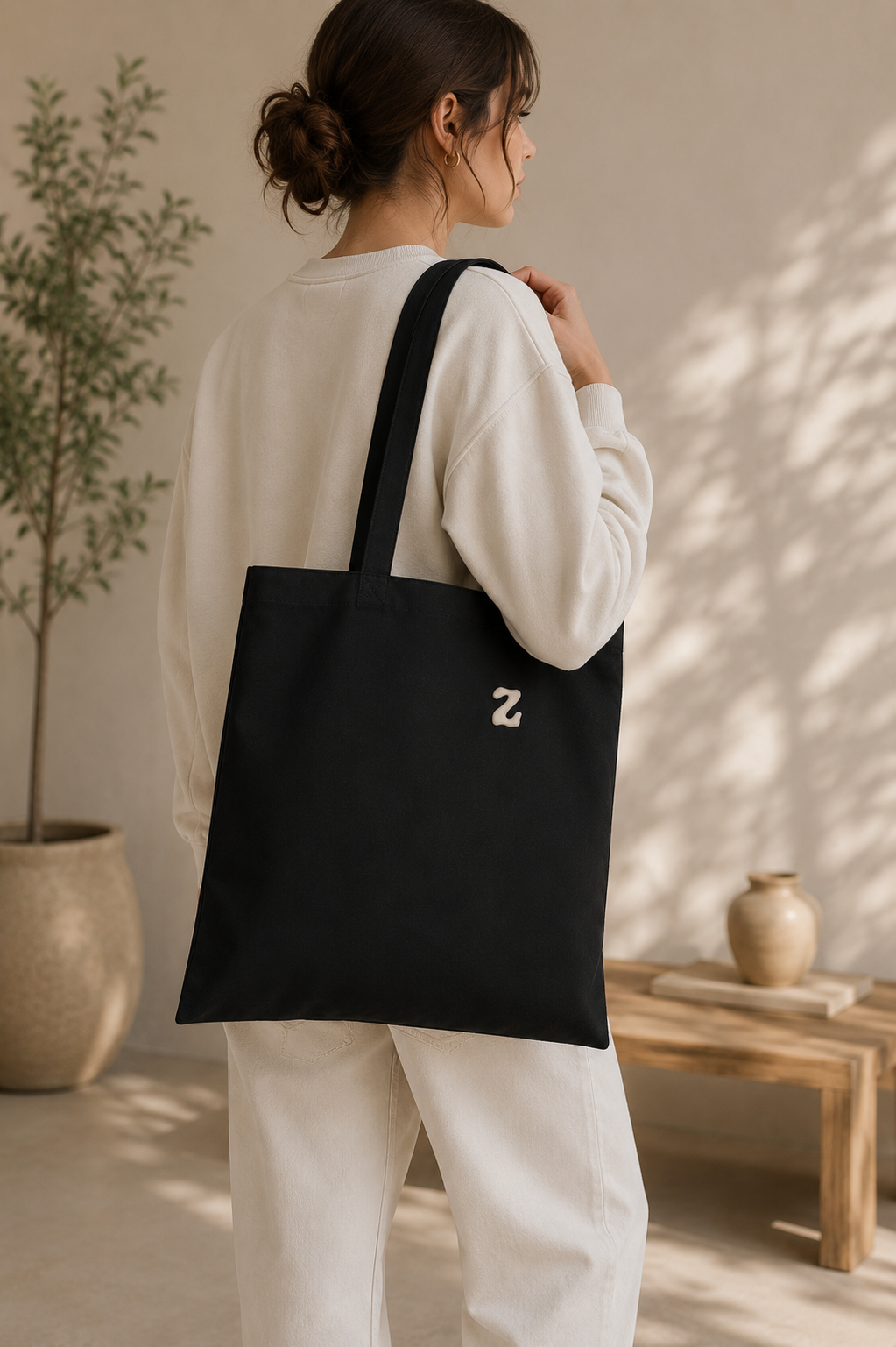 Presence Tote
